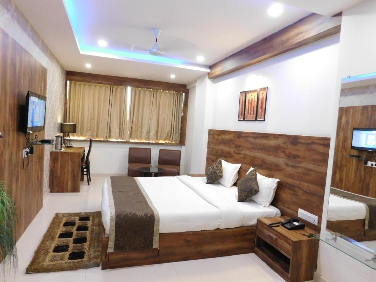 Hotel Shiva Club And Resort Mundra Bagian luar foto