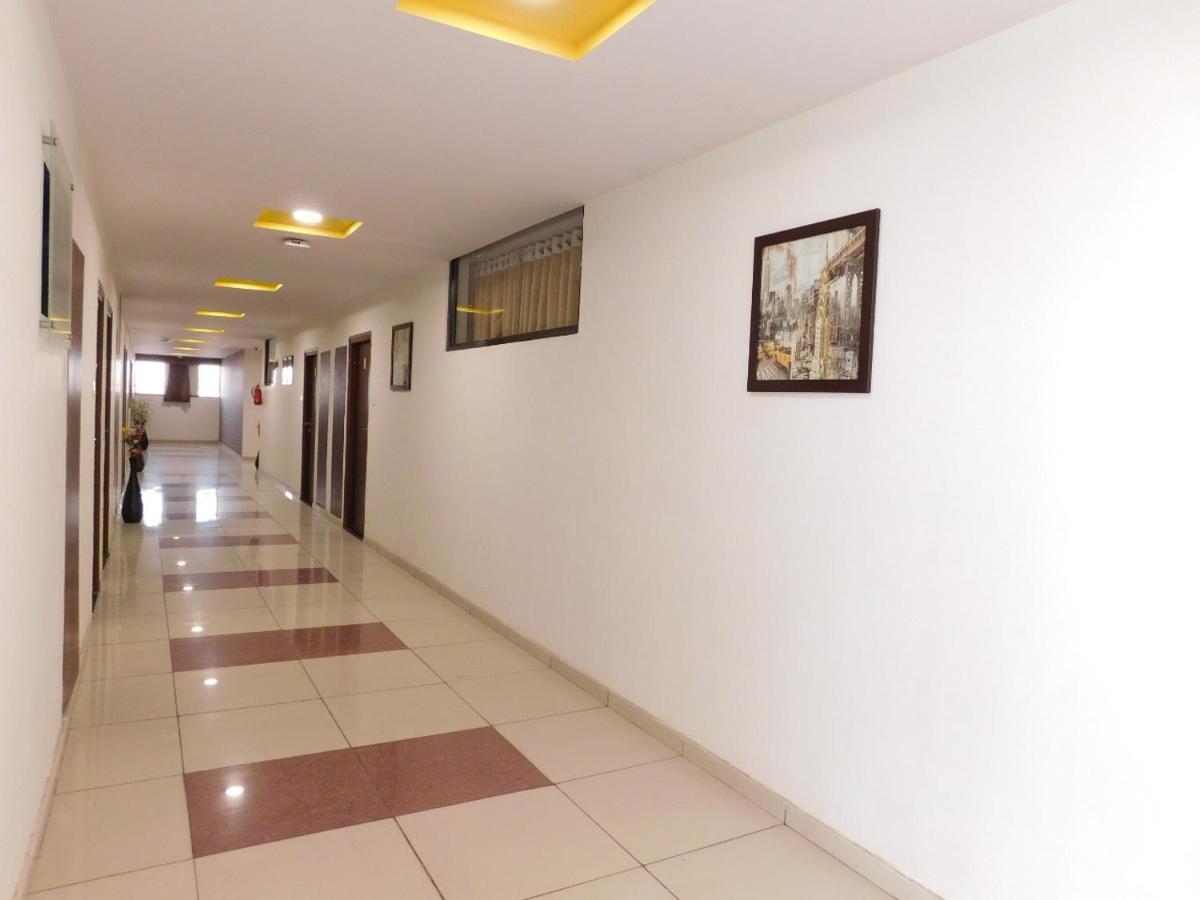 Hotel Shiva Club And Resort Mundra Bagian luar foto
