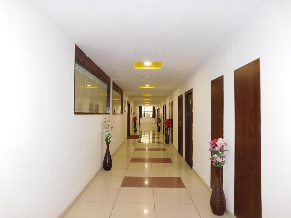 Hotel Shiva Club And Resort Mundra Bagian luar foto