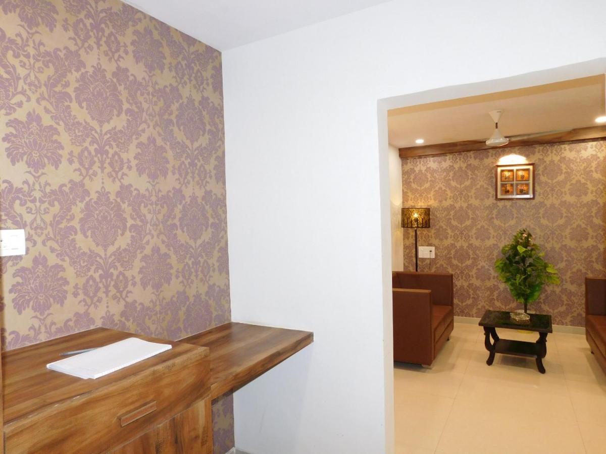 Hotel Shiva Club And Resort Mundra Bagian luar foto
