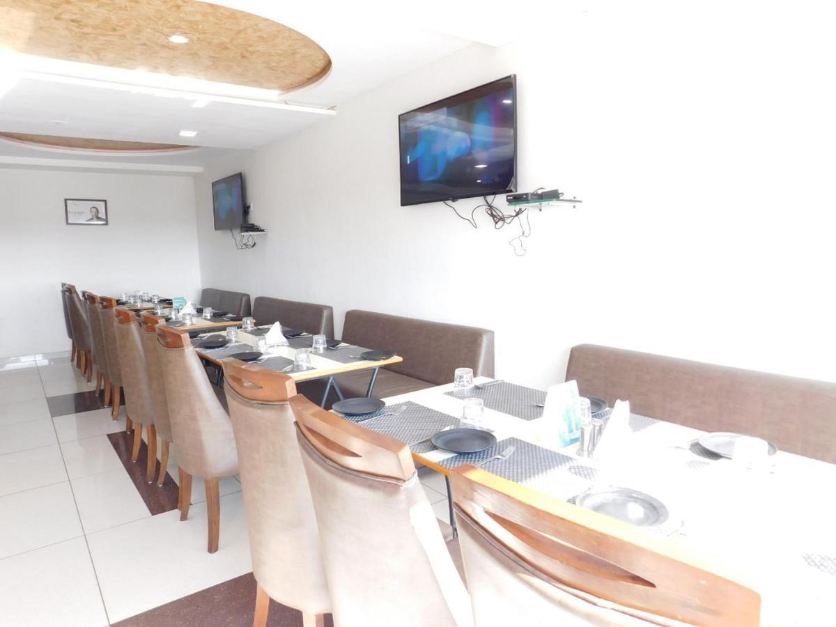 Hotel Shiva Club And Resort Mundra Bagian luar foto