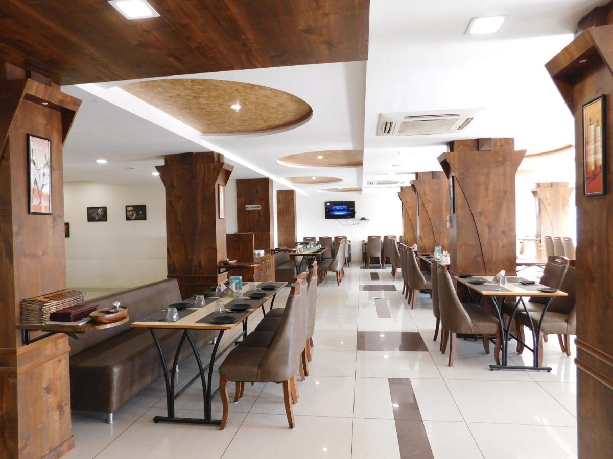 Hotel Shiva Club And Resort Mundra Bagian luar foto