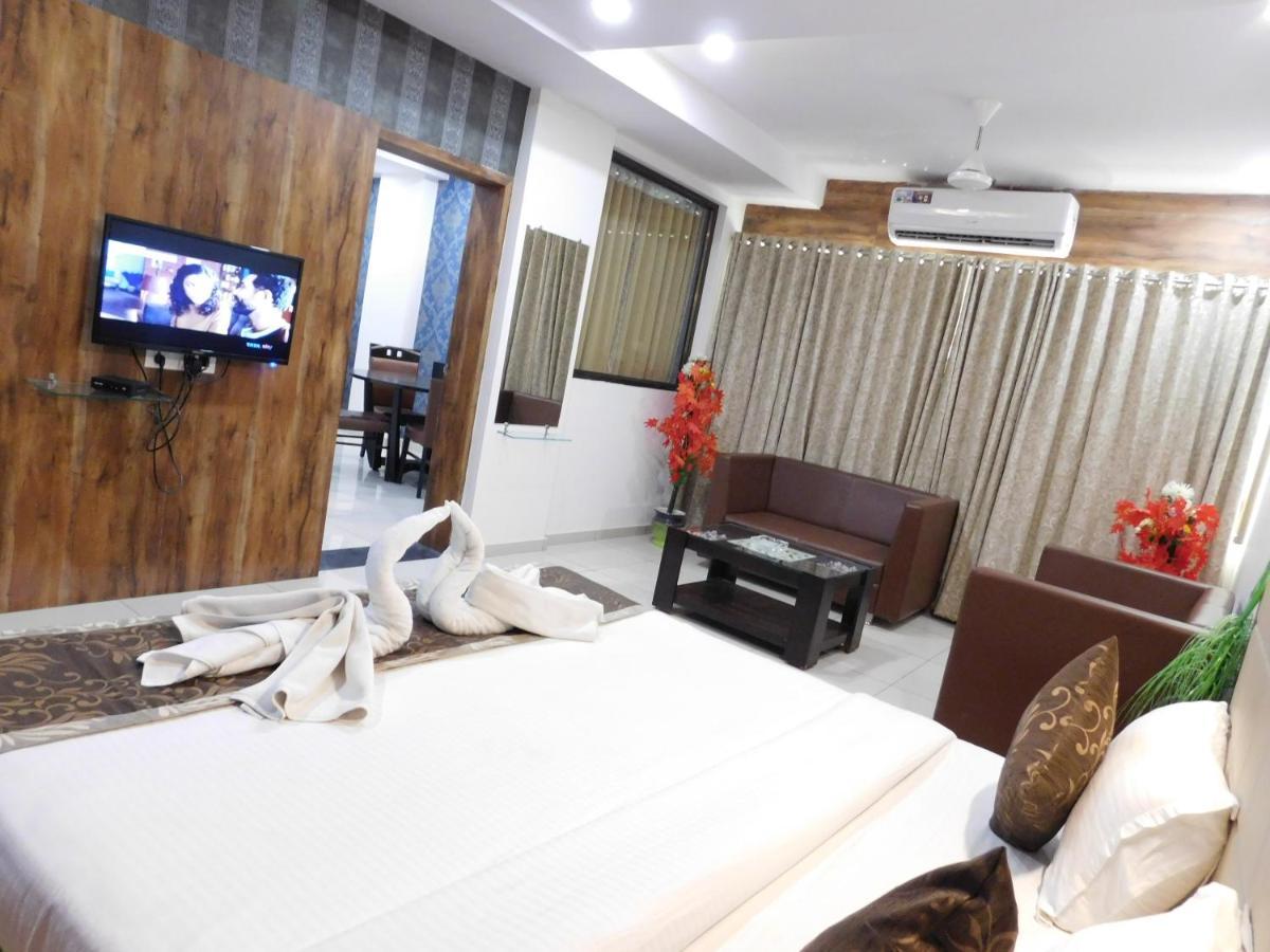 Hotel Shiva Club And Resort Mundra Bagian luar foto